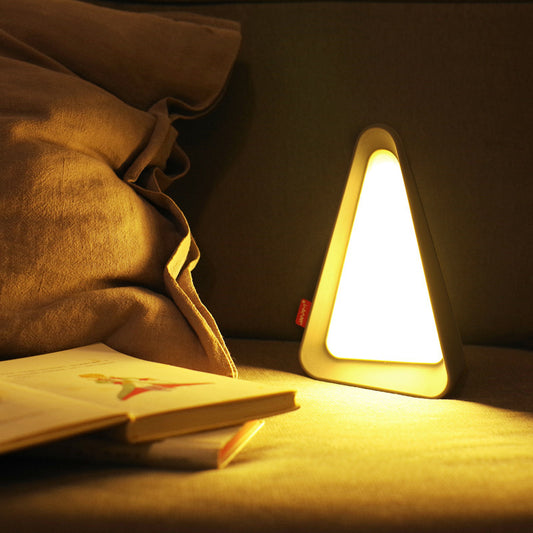 Minimalist Petal Flip Lamp – Adjustable Brightness