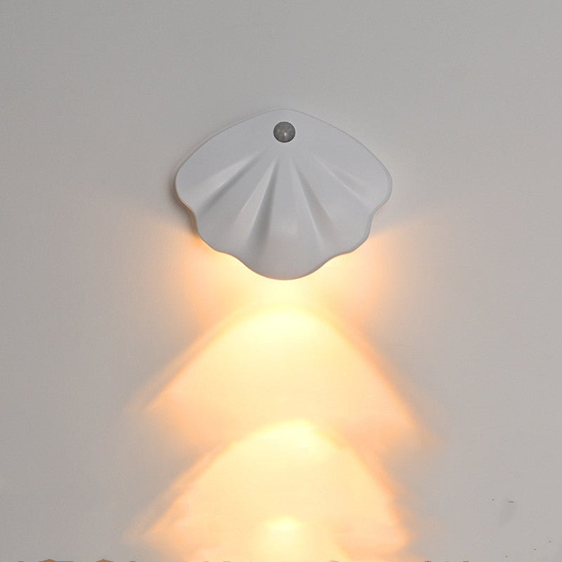 Magnetic Seashell Wall Lamp - Wireless Connection