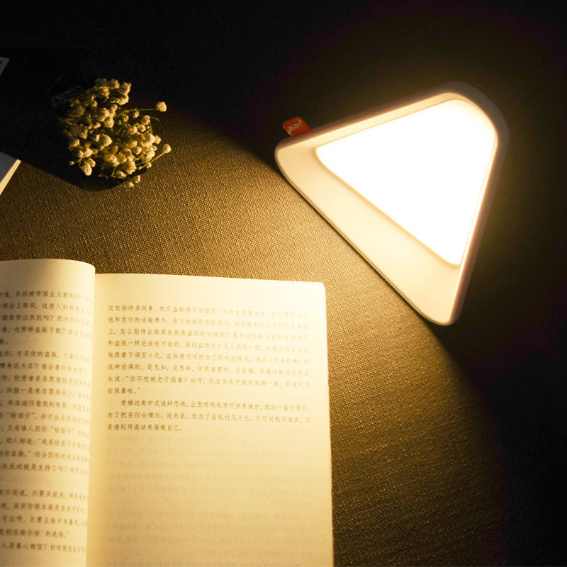 Minimalist Petal Flip Lamp – Adjustable Brightness